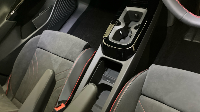 Volkswagen ID.4 250kW 4MOTION GTX Edition 79kWh 5dr Auto Electric Estate - Image 14